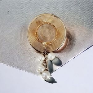 Vintage Mid Century Gold Tone Metal Mesh Faux Pearl Bonnet Brooch Pin